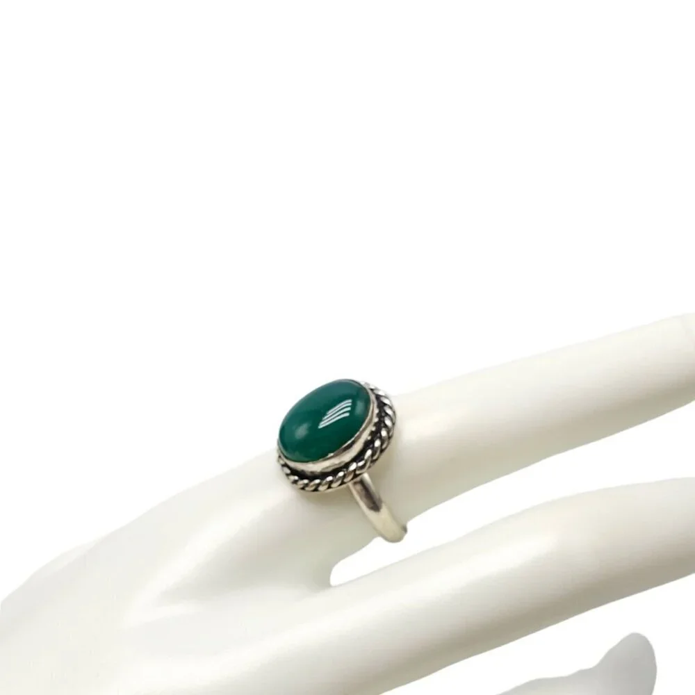 Green Tourmaline Garnet Stone Oval Handmade Ring Size 8.5 Silver Tone Vintage